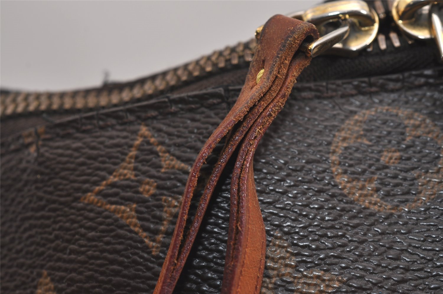 Authentic Louis Vuitton Monogram Tuileries M41207 Shoulder Tote Bag LV 3363J