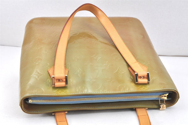 Authentic Louis Vuitton Vernis Houston Shoulder Bag Light Green M91005 LV 3364K