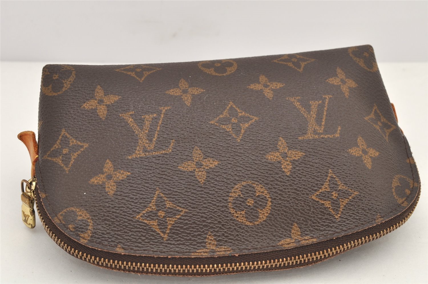 Authentic Louis Vuitton Monogram Pochette Cosmetic Pouch M47515 LV 3370K