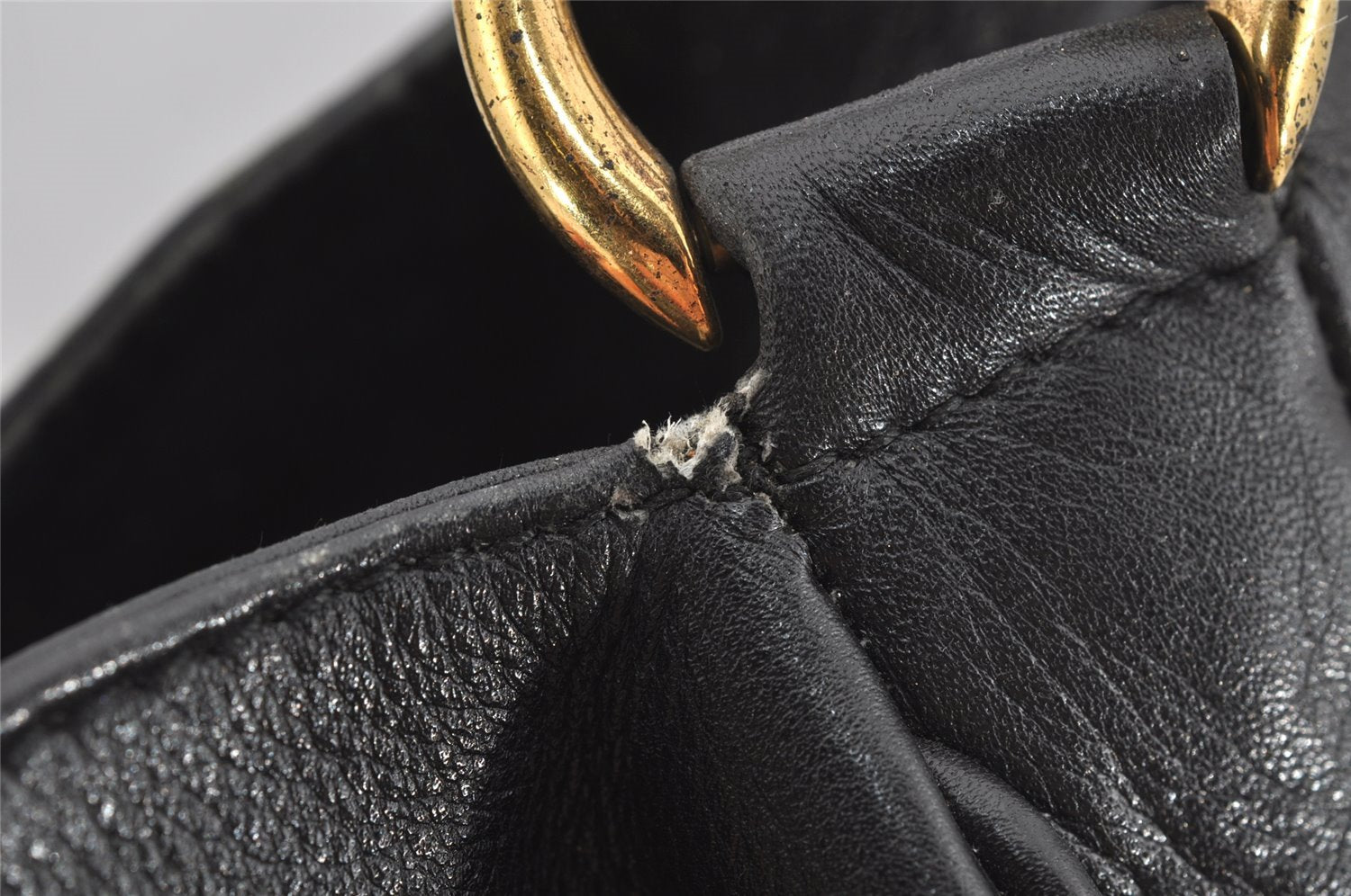 Authentic GUCCI Vintage Bamboo Shoulder Hand Bag Leather Black Junk 3372J