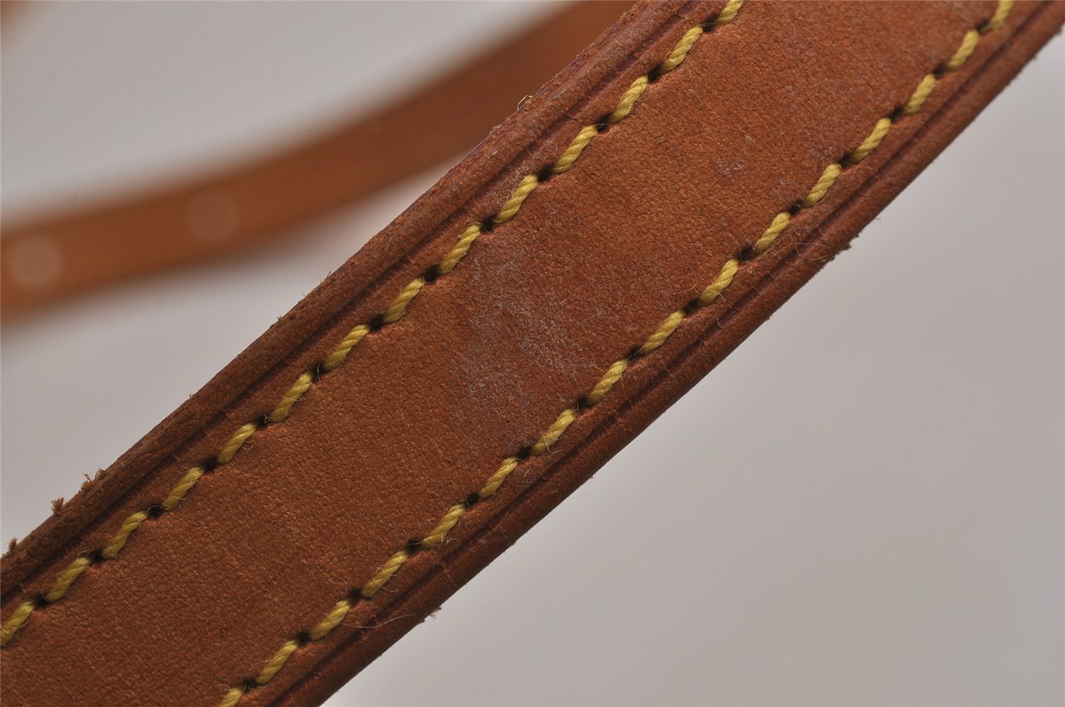 Authentic Louis Vuitton Leather Shoulder Strap For Bucket PM 27.6