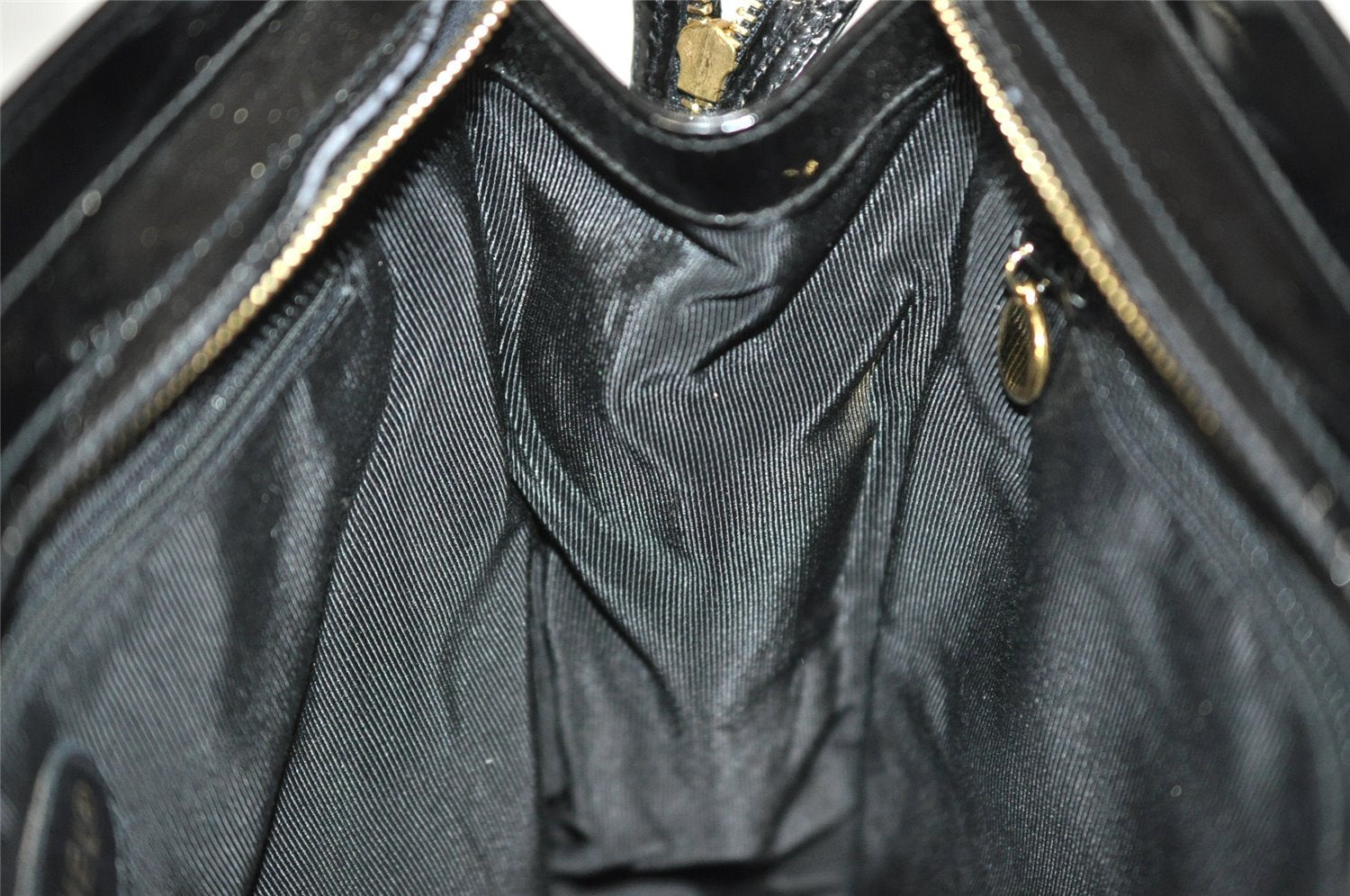 Authentic CHANEL Vintage Enamel CC Logo Chain Shoulder Tote Bag Black 3380I