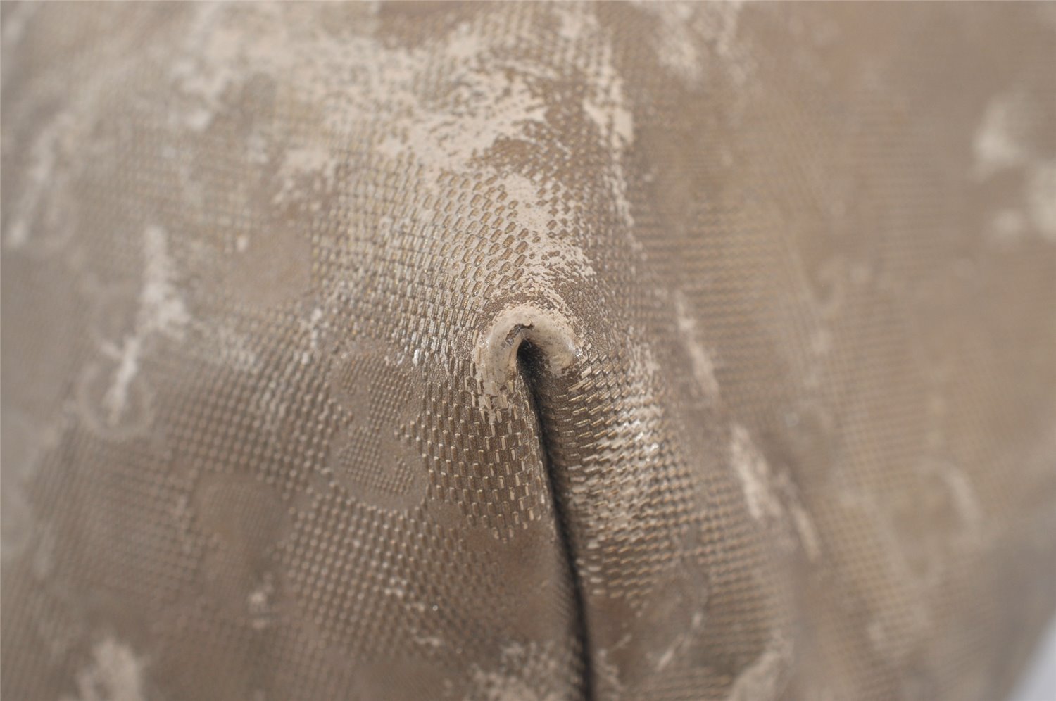 Authentic GUCCI Impreme Shoulder Tote Bag GG PVC Leather Gold 211120 Junk 3382J