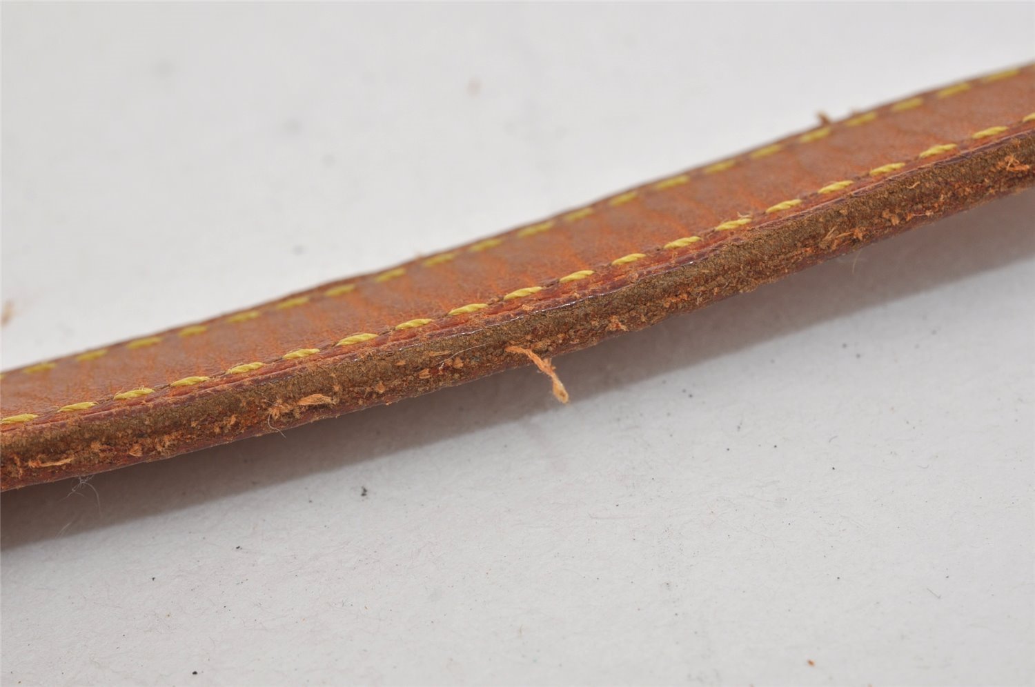 Authentic Louis Vuitton Leather Shoulder Strap For Bucket PM 27.6