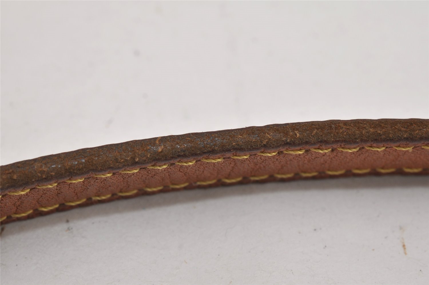 Authentic Louis Vuitton Leather Shoulder Strap For Bucket PM 27.6