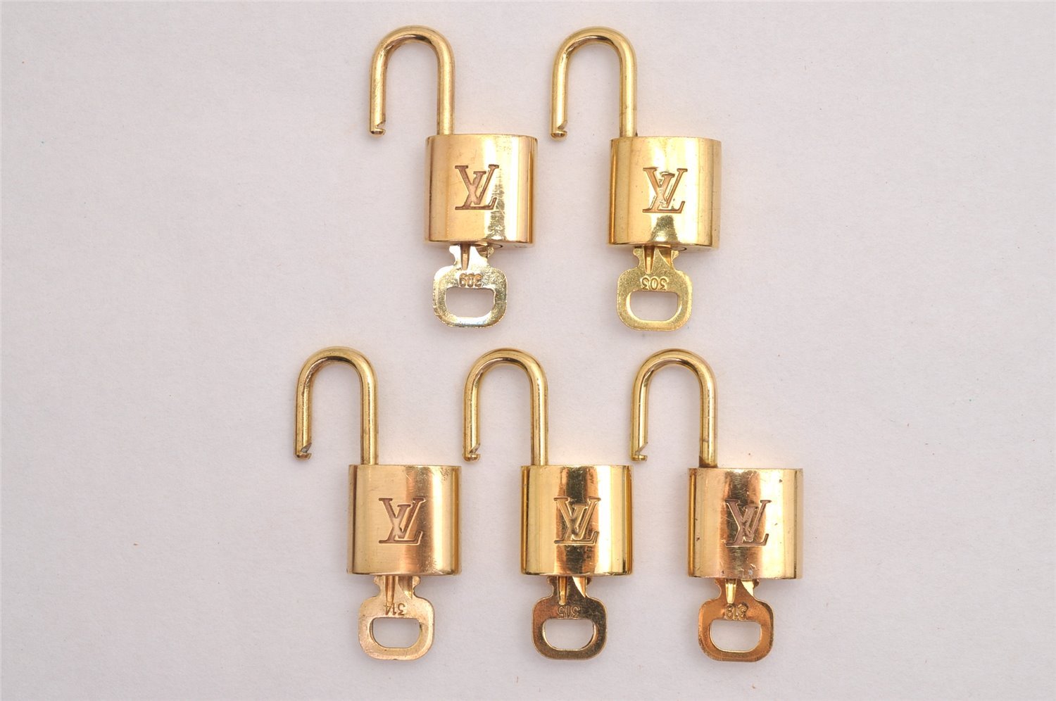 Authentic Louis Vuitton Padlock & Keys 10Set LV 3384J