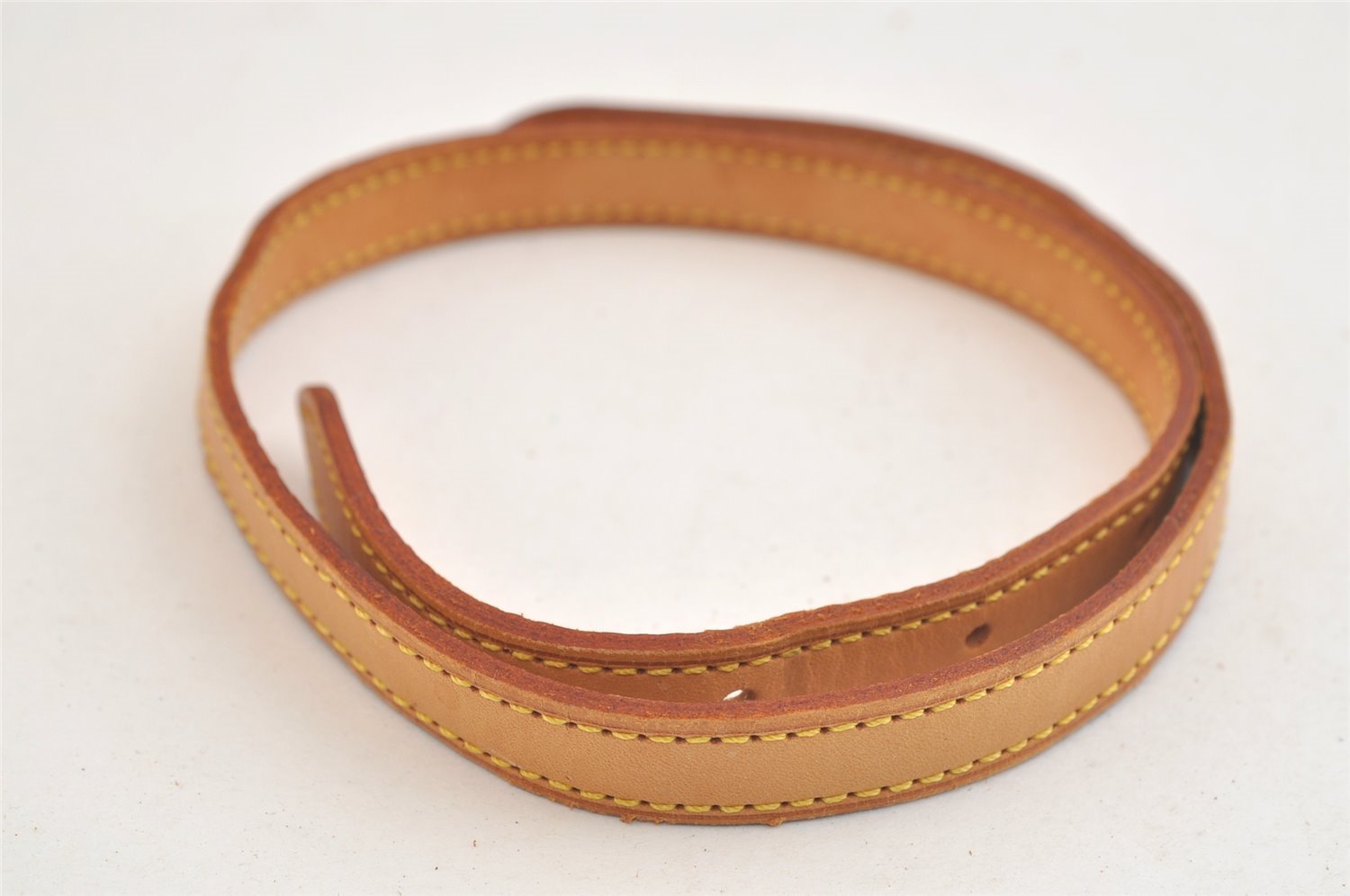 Authentic Louis Vuitton Leather Shoulder Strap For Bucket PM 27.6