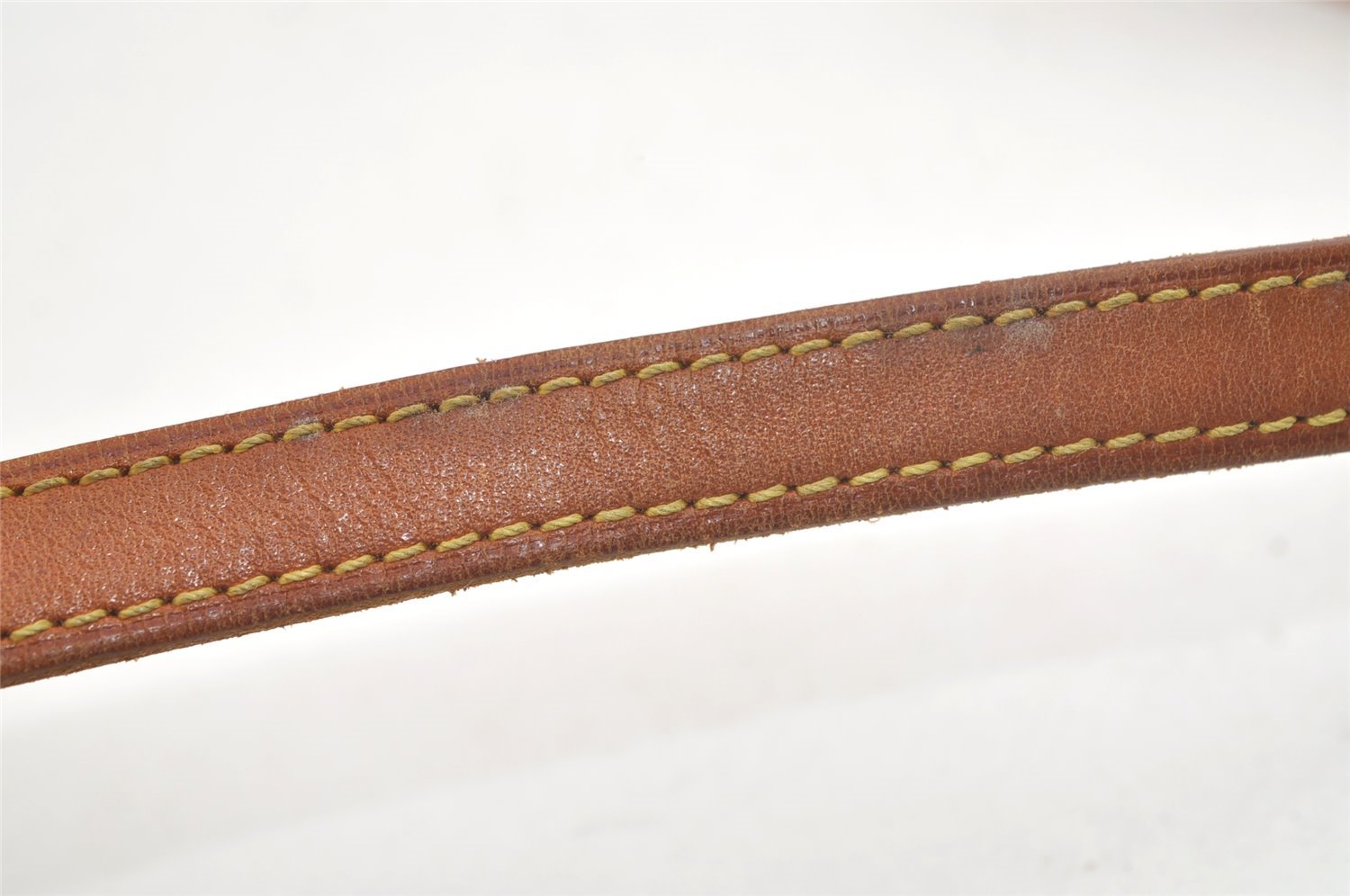 Authentic Louis Vuitton Leather Shoulder Strap For Bucket PM 27.6