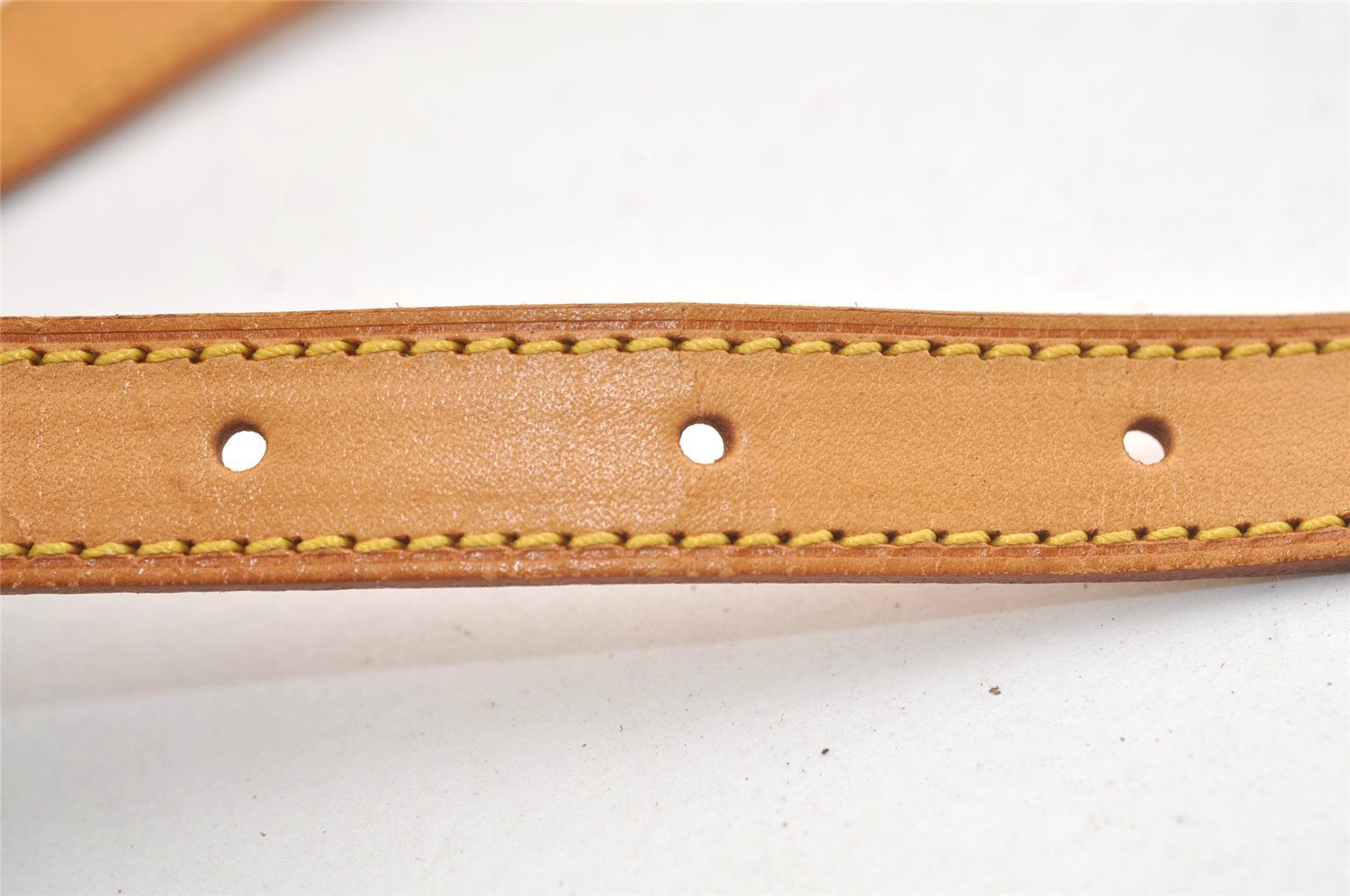 Authentic Louis Vuitton Leather Shoulder Strap For Bucket GM 31.9
