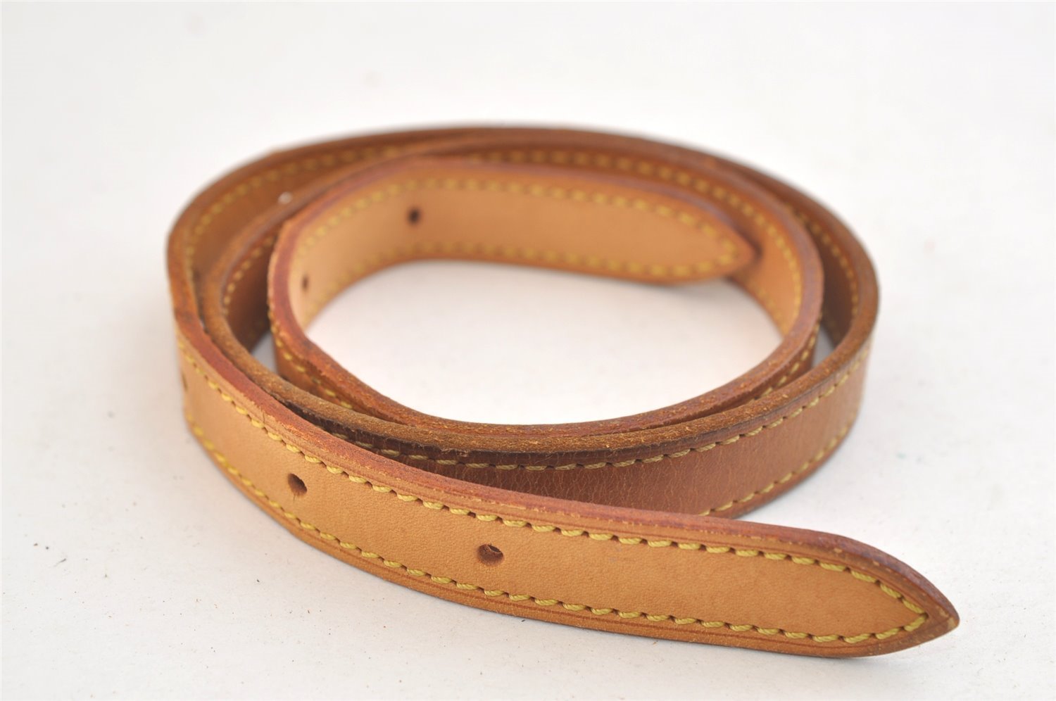 Authentic Louis Vuitton Leather Shoulder Strap For Bucket GM 31.9