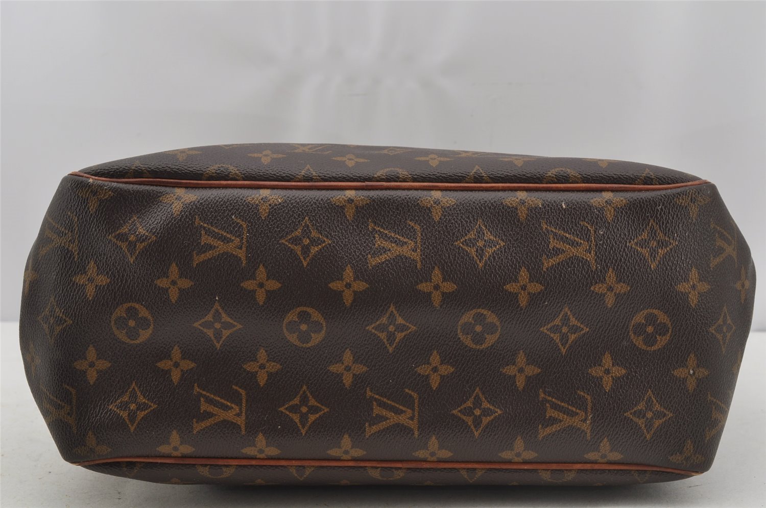 Authentic Louis Vuitton Monogram Batignolles Vertical Tote Bag M51153 LV 3387J