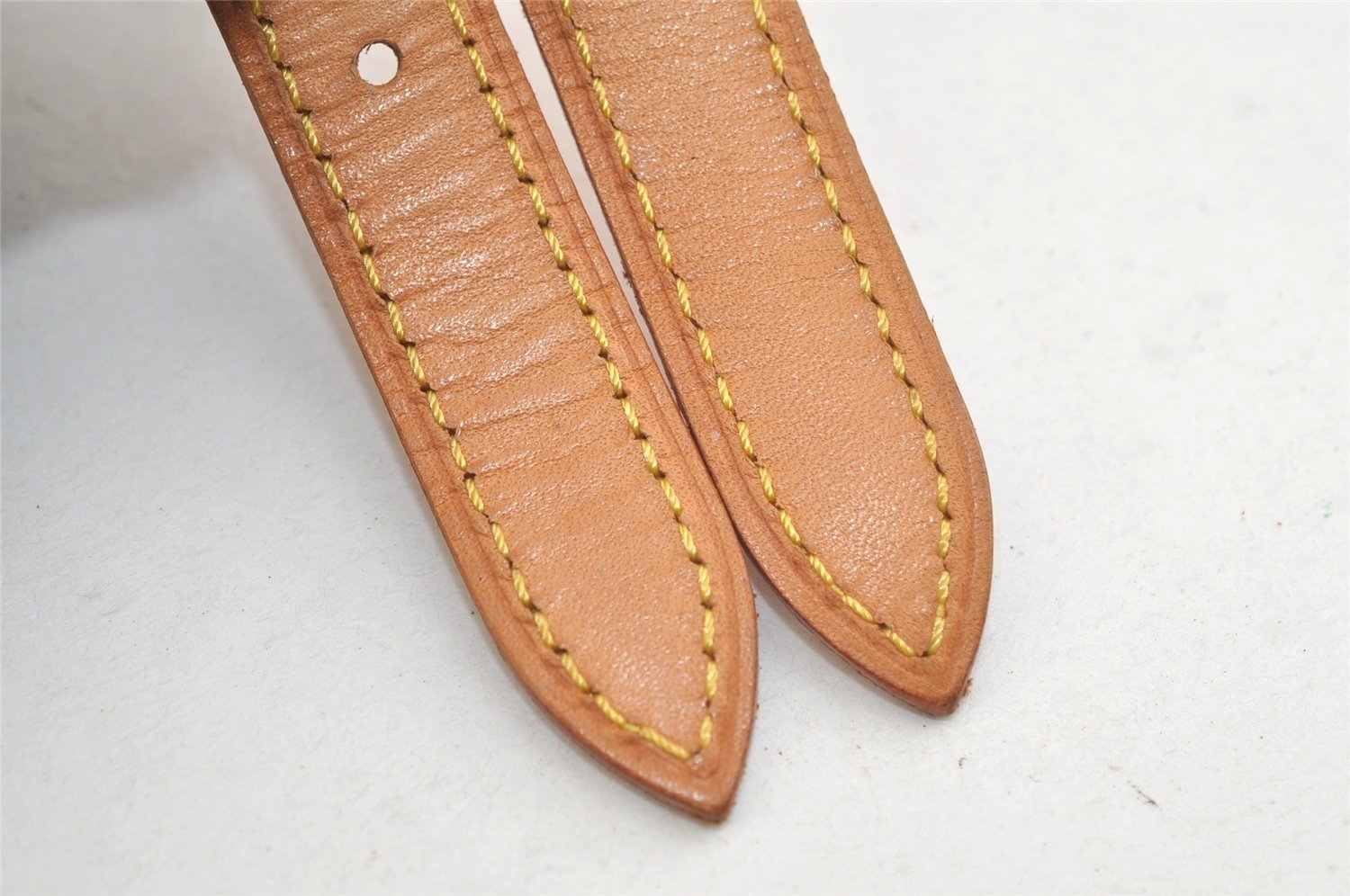 Authentic Louis Vuitton Leather Shoulder Strap For Bucket GM 31.9
