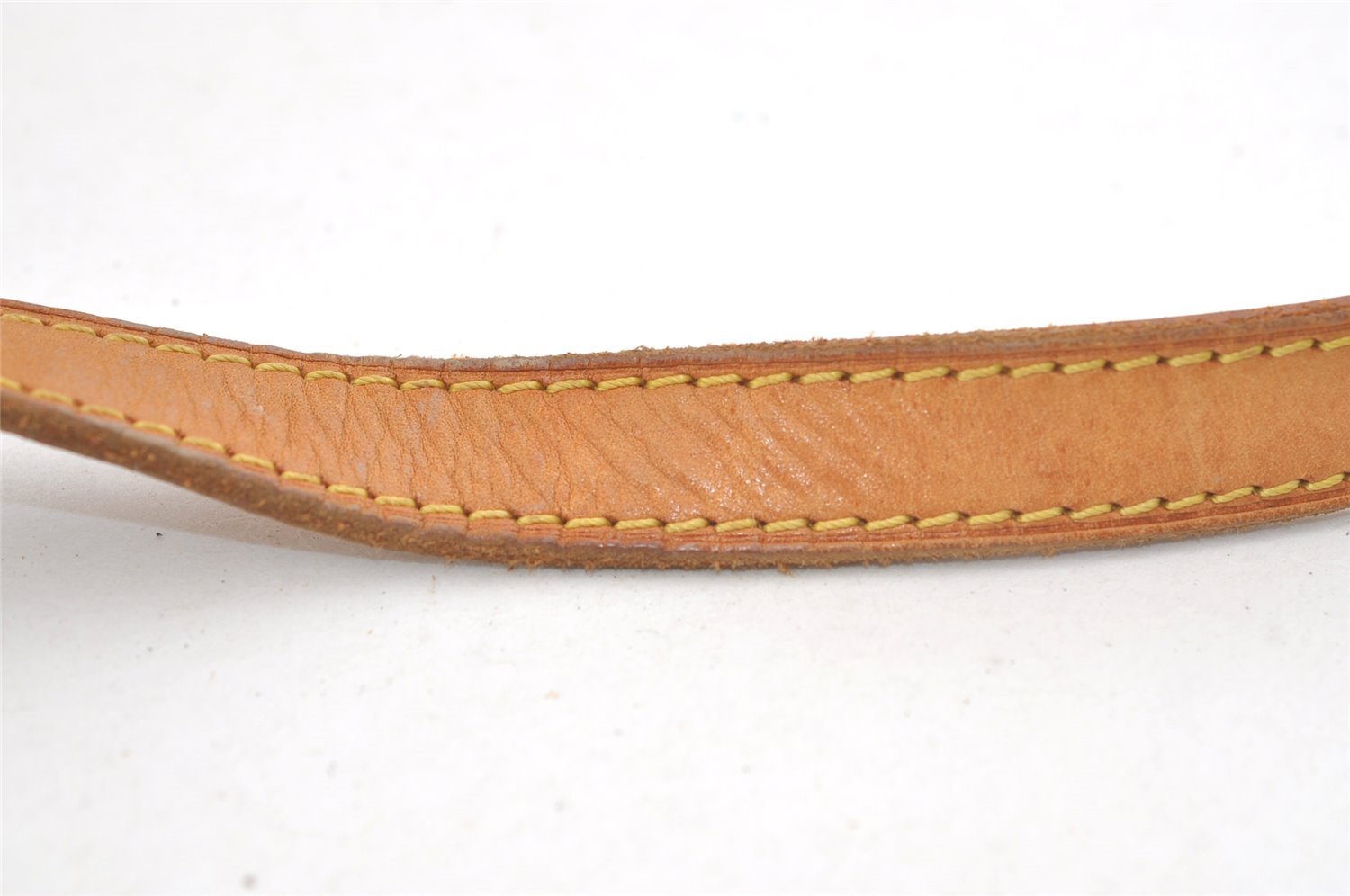 Authentic Louis Vuitton Leather Shoulder Strap For Bucket GM 31.9