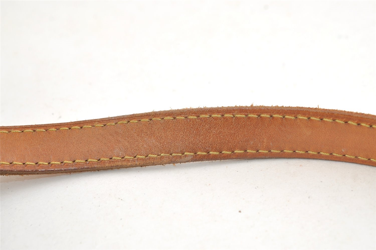 Authentic Louis Vuitton Leather Shoulder Strap For Bucket GM 31.9