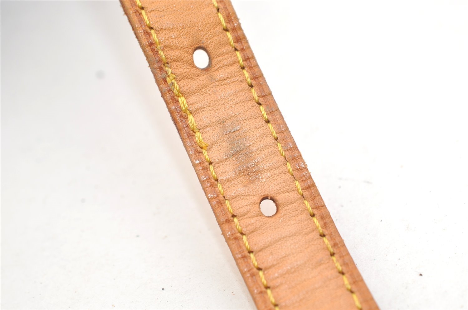 Authentic Louis Vuitton Leather Shoulder Strap For Bucket GM 31.9