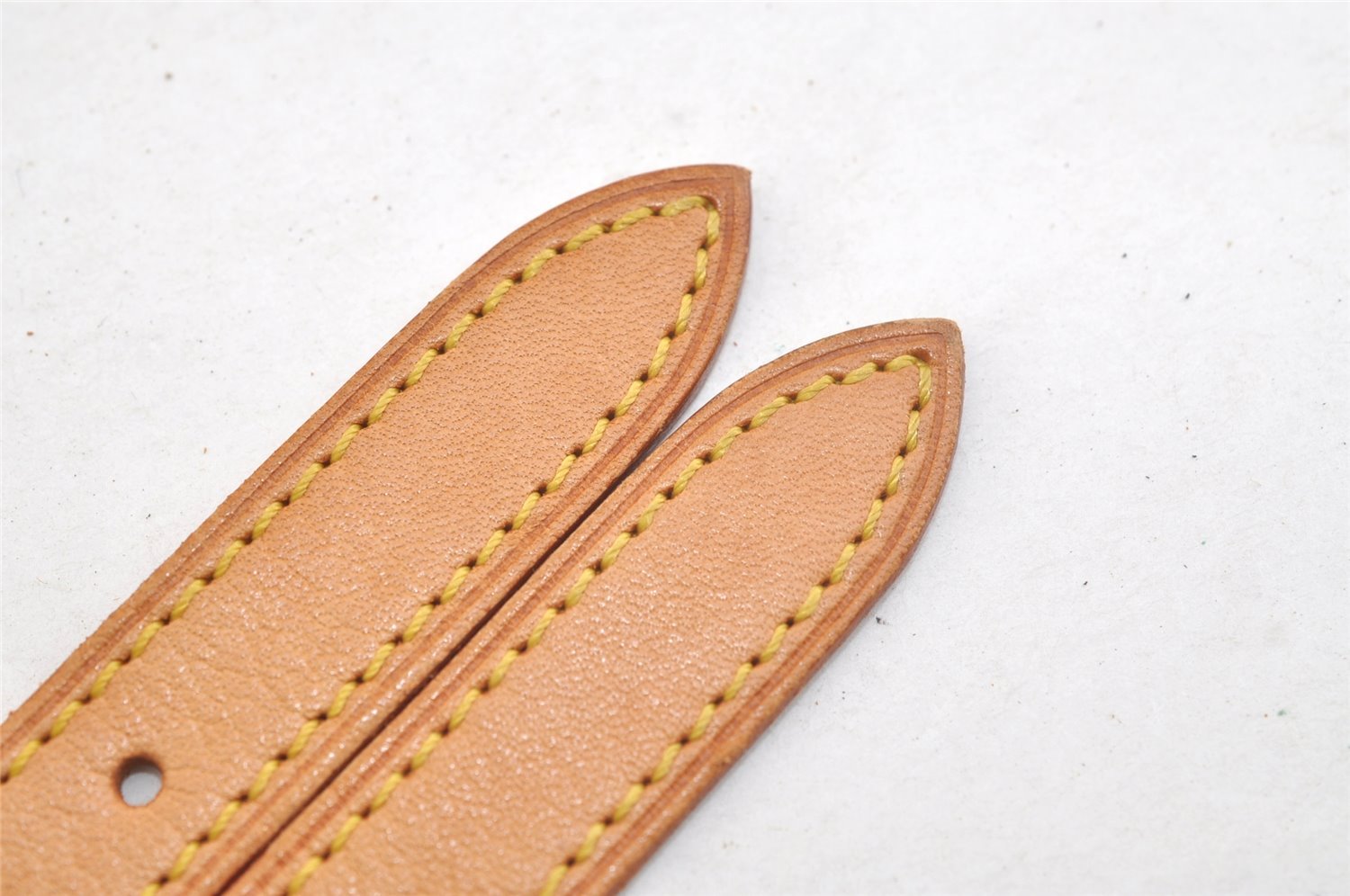 Authentic Louis Vuitton Leather Shoulder Strap For Bucket GM 31.9
