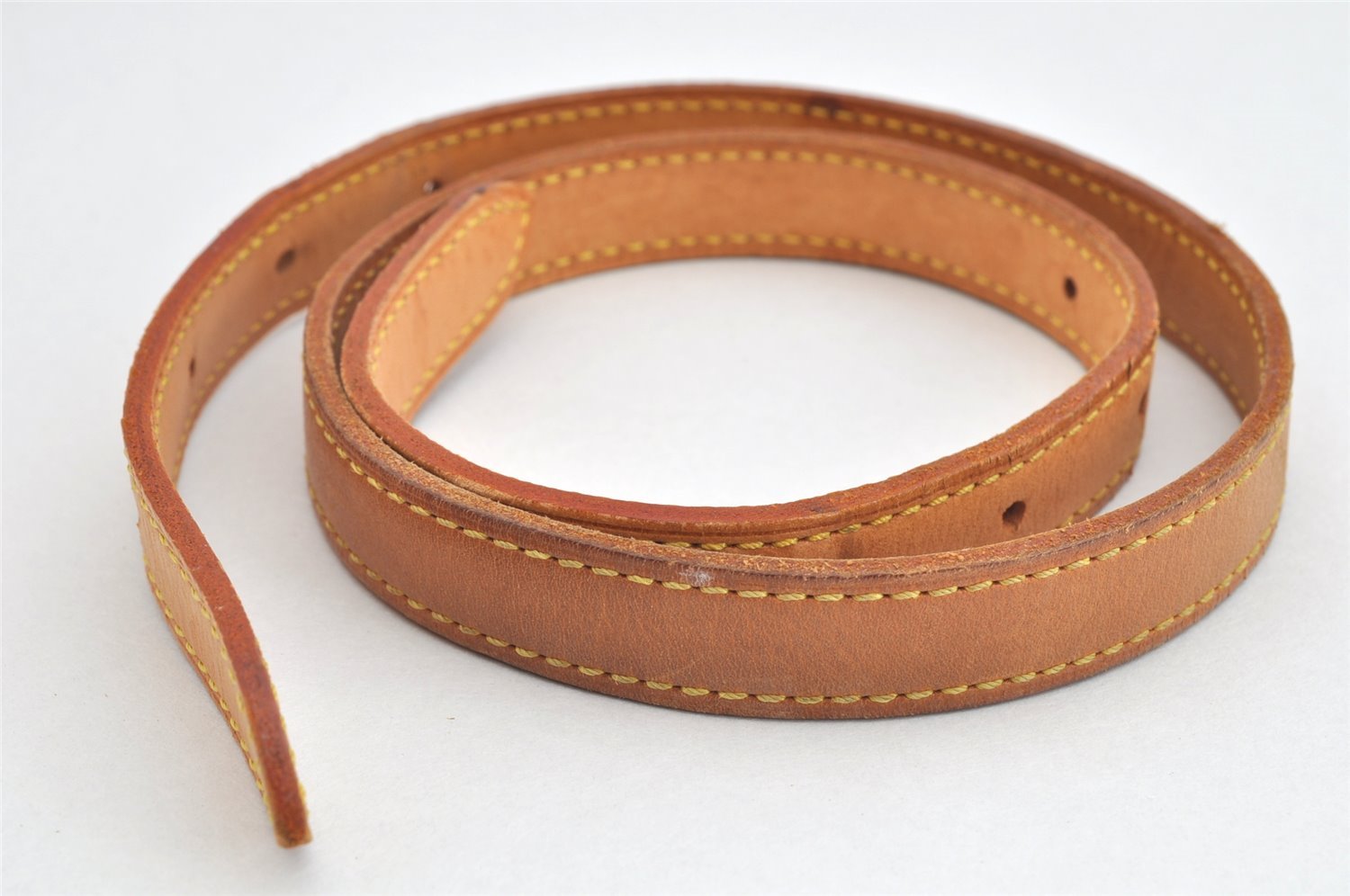 Authentic Louis Vuitton Leather Shoulder Strap For Bucket GM 31.9