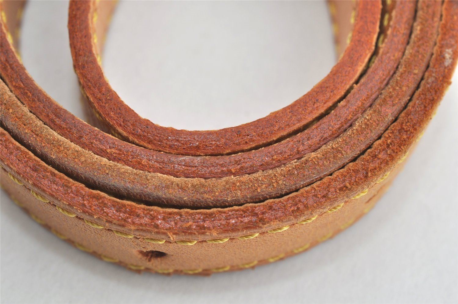 Authentic Louis Vuitton Leather Shoulder Strap For Bucket GM 31.9