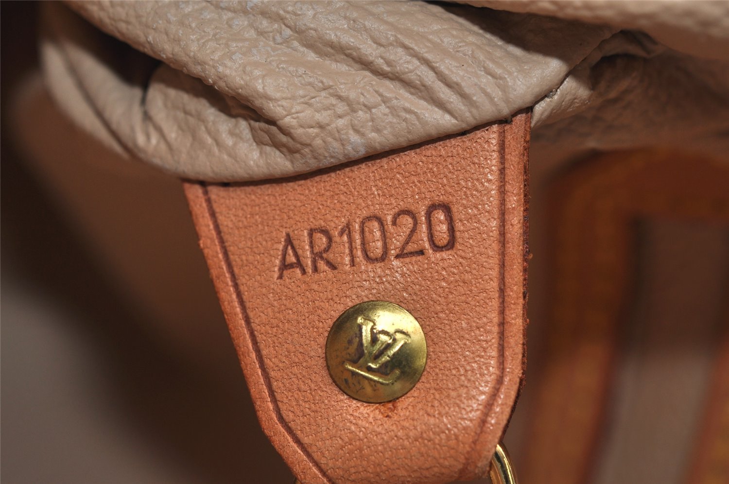 Authentic Louis Vuitton Monogram Bucket PM Shoulder Tote Bag M42238 LV 3394J