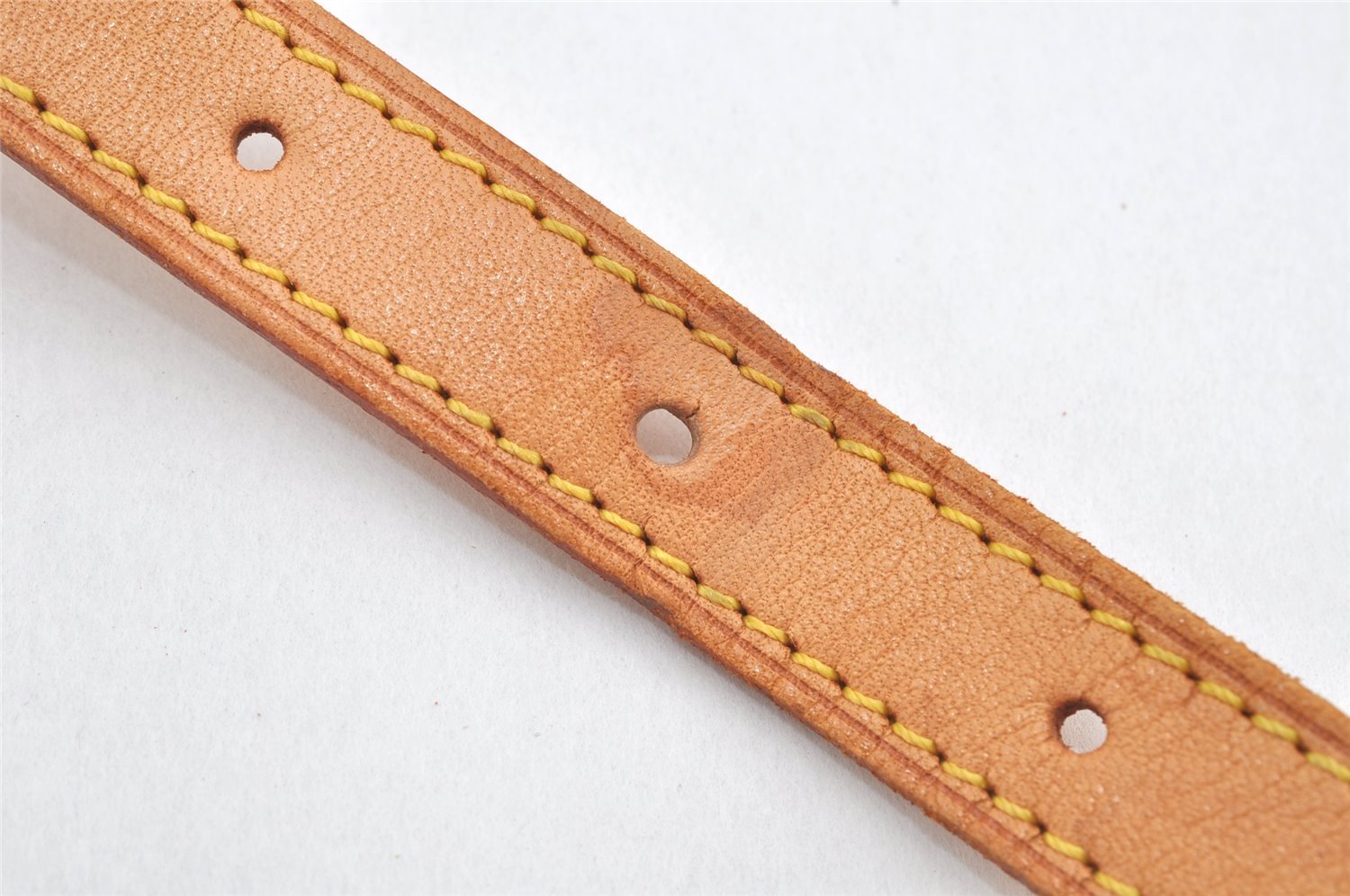 Authentic Louis Vuitton Leather Shoulder Strap For Bucket GM 31.9