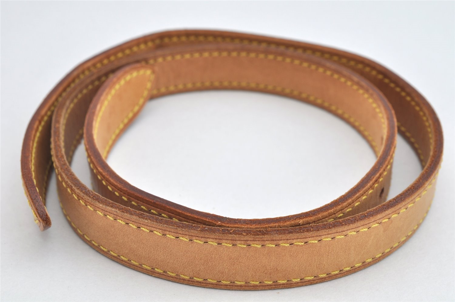 Authentic Louis Vuitton Leather Shoulder Strap For Bucket GM 31.9