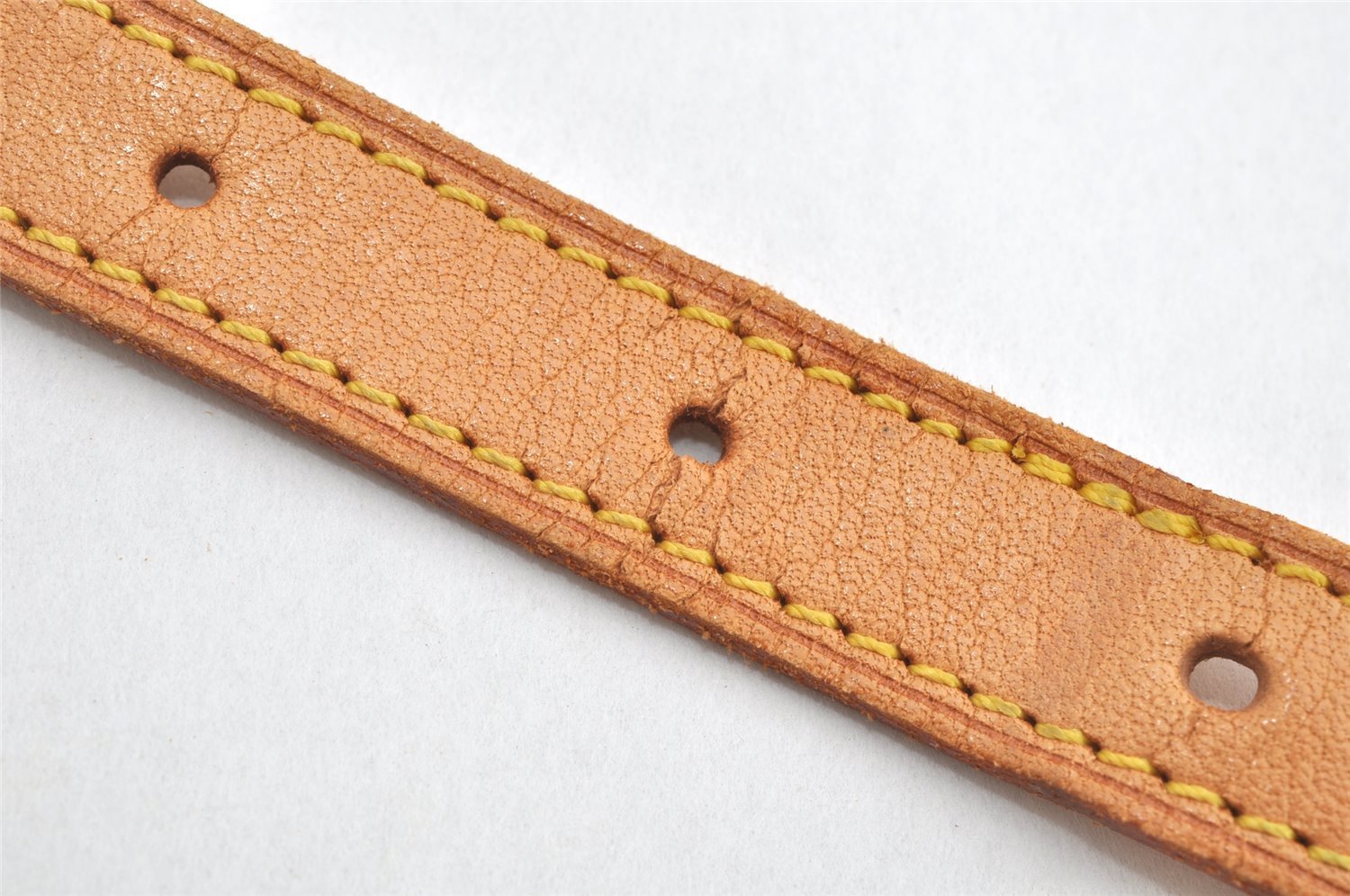 Authentic Louis Vuitton Leather Shoulder Strap For Bucket GM 31.9