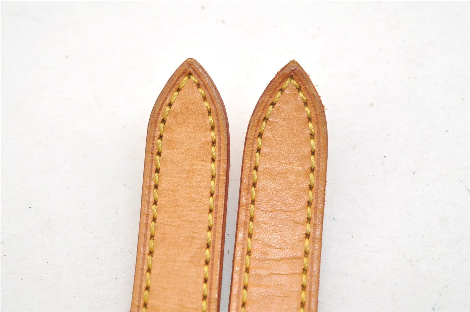 Authentic Louis Vuitton Leather Shoulder Strap For Bucket GM 31.9