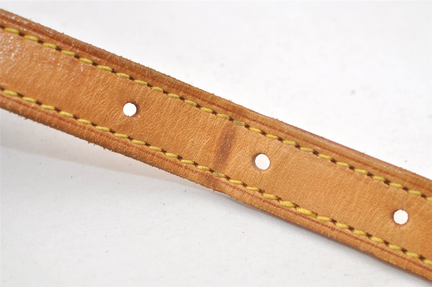 Authentic Louis Vuitton Leather Shoulder Strap For Bucket GM 31.9
