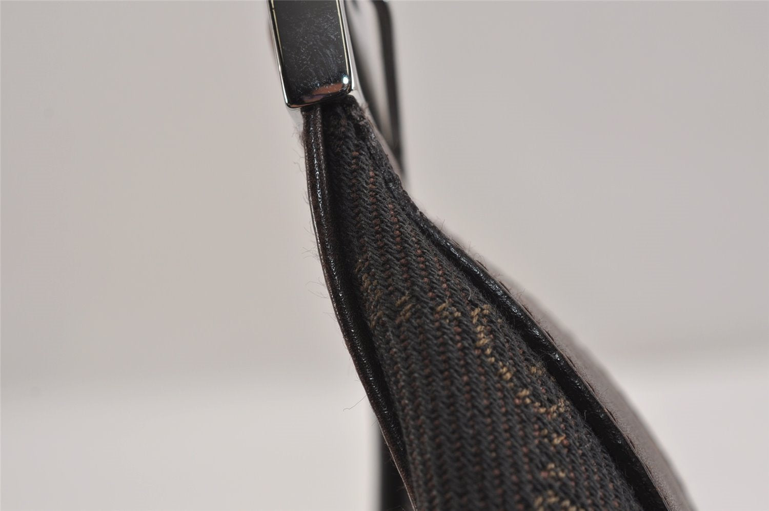 Authentic GUCCI Shoulder Hand Bag Purse GG Canvas Leather 01234 Brown 3396J