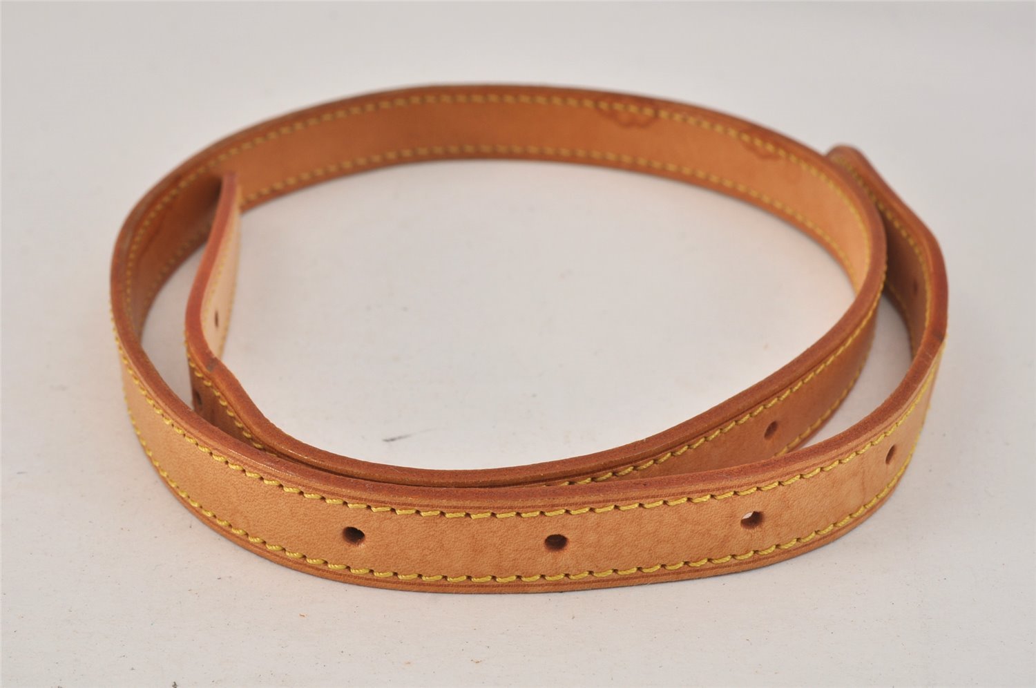Authentic Louis Vuitton Leather Shoulder Strap For Bucket GM 31.9