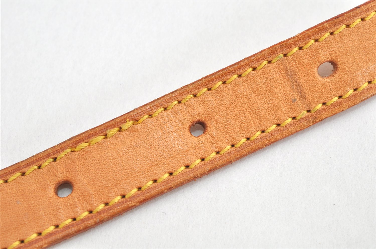 Authentic Louis Vuitton Leather Shoulder Strap For Bucket GM 31.9