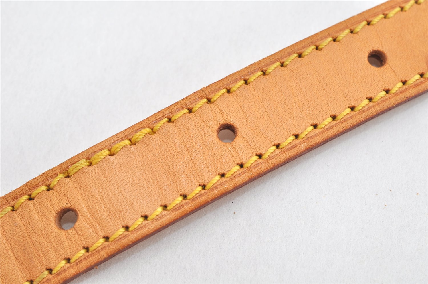 Authentic Louis Vuitton Leather Shoulder Strap For Bucket GM 31.9