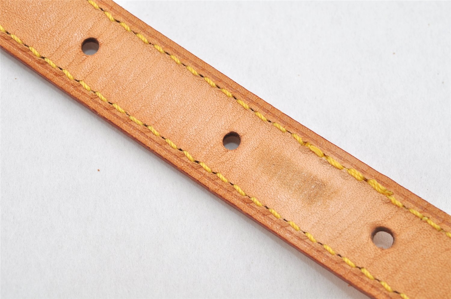 Authentic Louis Vuitton Leather Shoulder Strap For Bucket GM 31.9