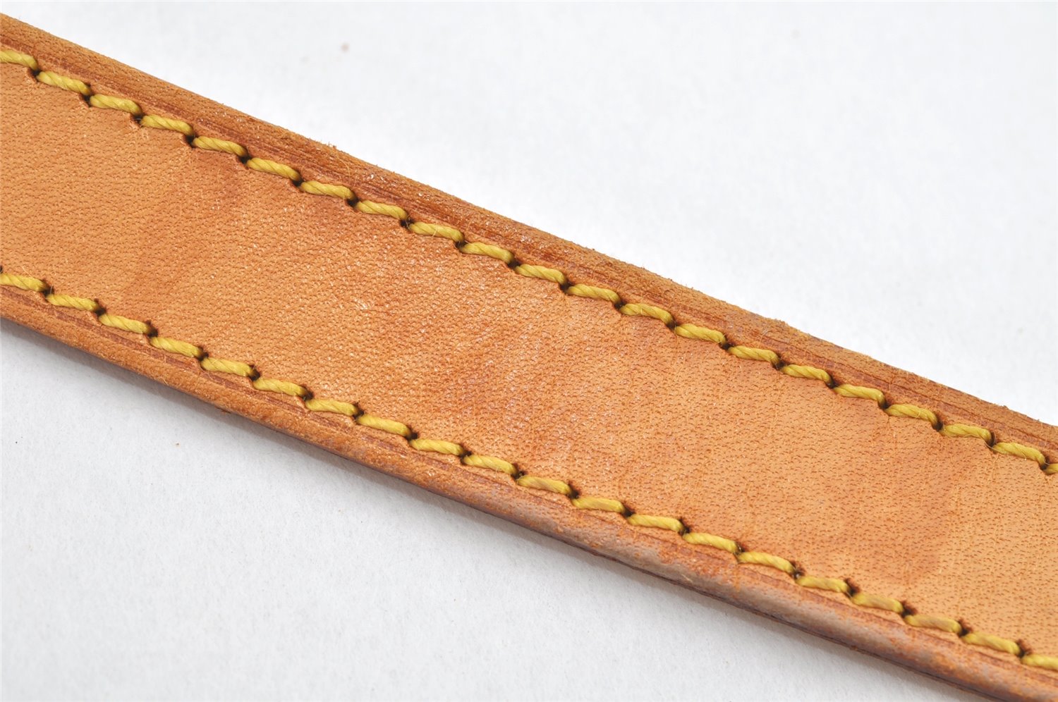 Authentic Louis Vuitton Leather Shoulder Strap For Bucket GM 31.9