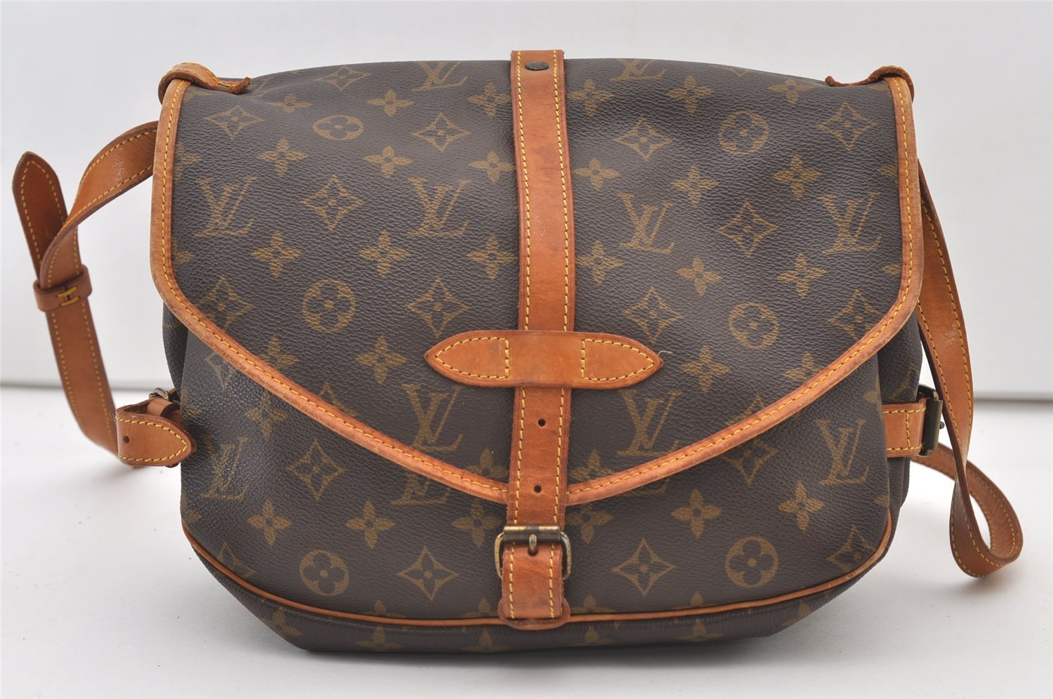 Authentic Louis Vuitton Monogram Saumur 30 Shoulder Cross Bag M42256 LV 3399J