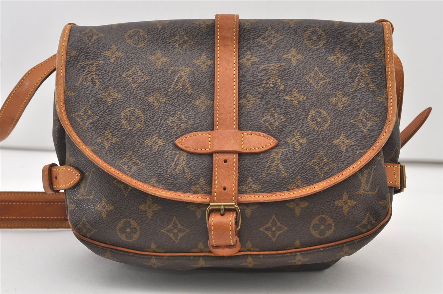 Authentic Louis Vuitton Monogram Saumur 30 Shoulder Cross Bag M42256 LV 3399J