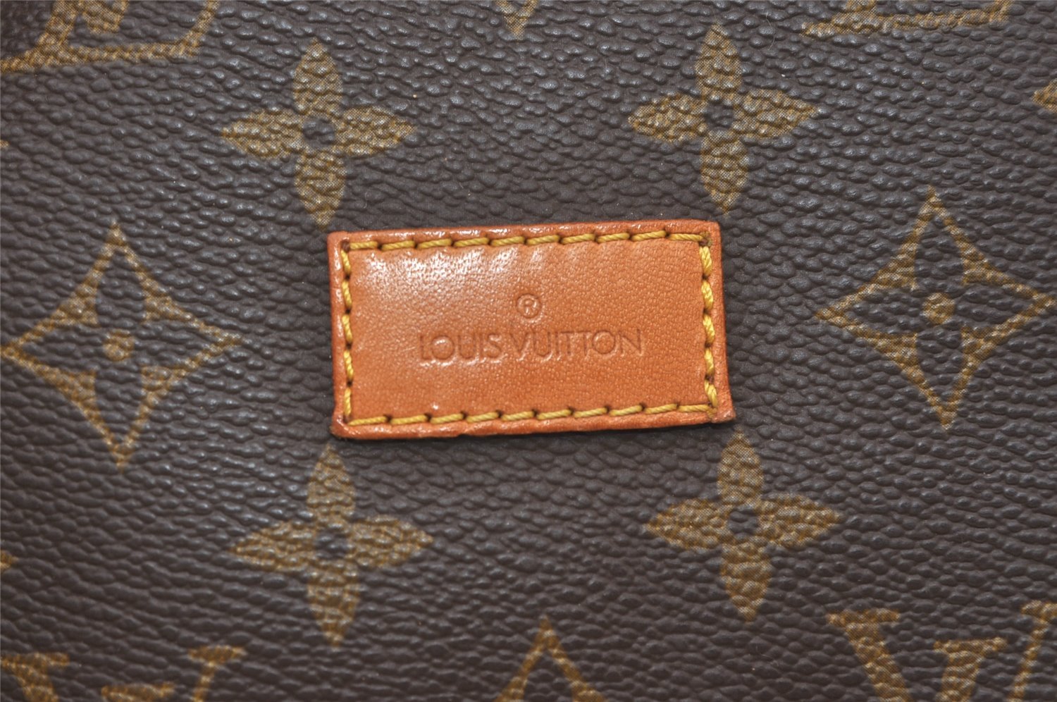Authentic Louis Vuitton Monogram Saumur 30 Shoulder Cross Bag M42256 LV 3399J