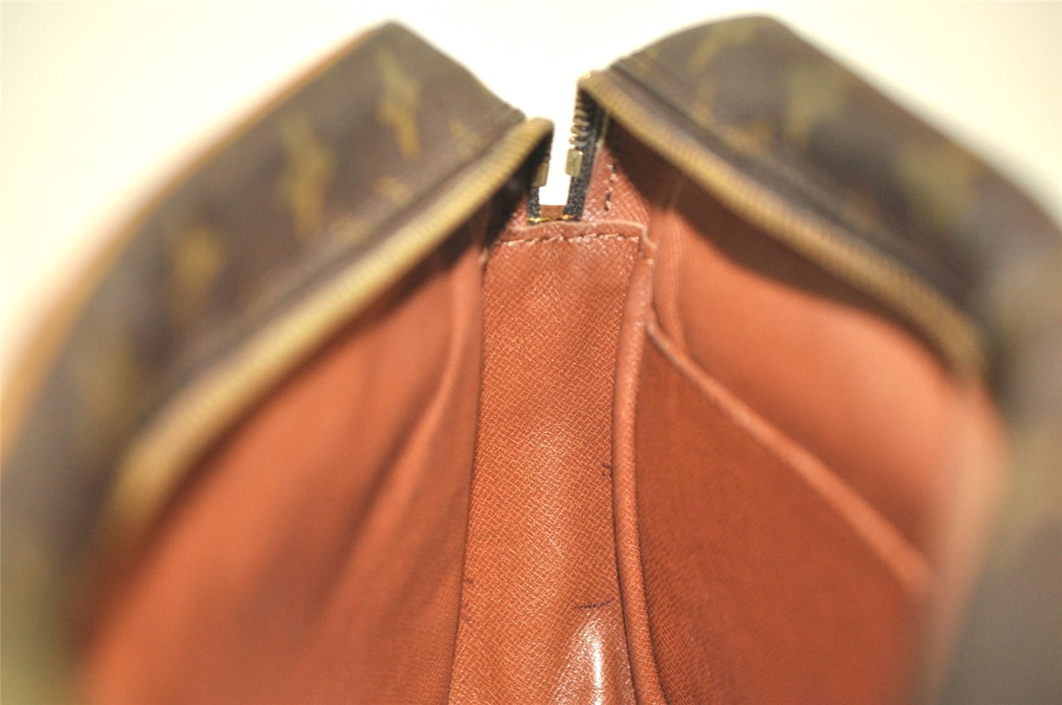 Authentic Louis Vuitton Monogram Compiegne 28 Clutch Hand Bag M51845 Junk 3400K