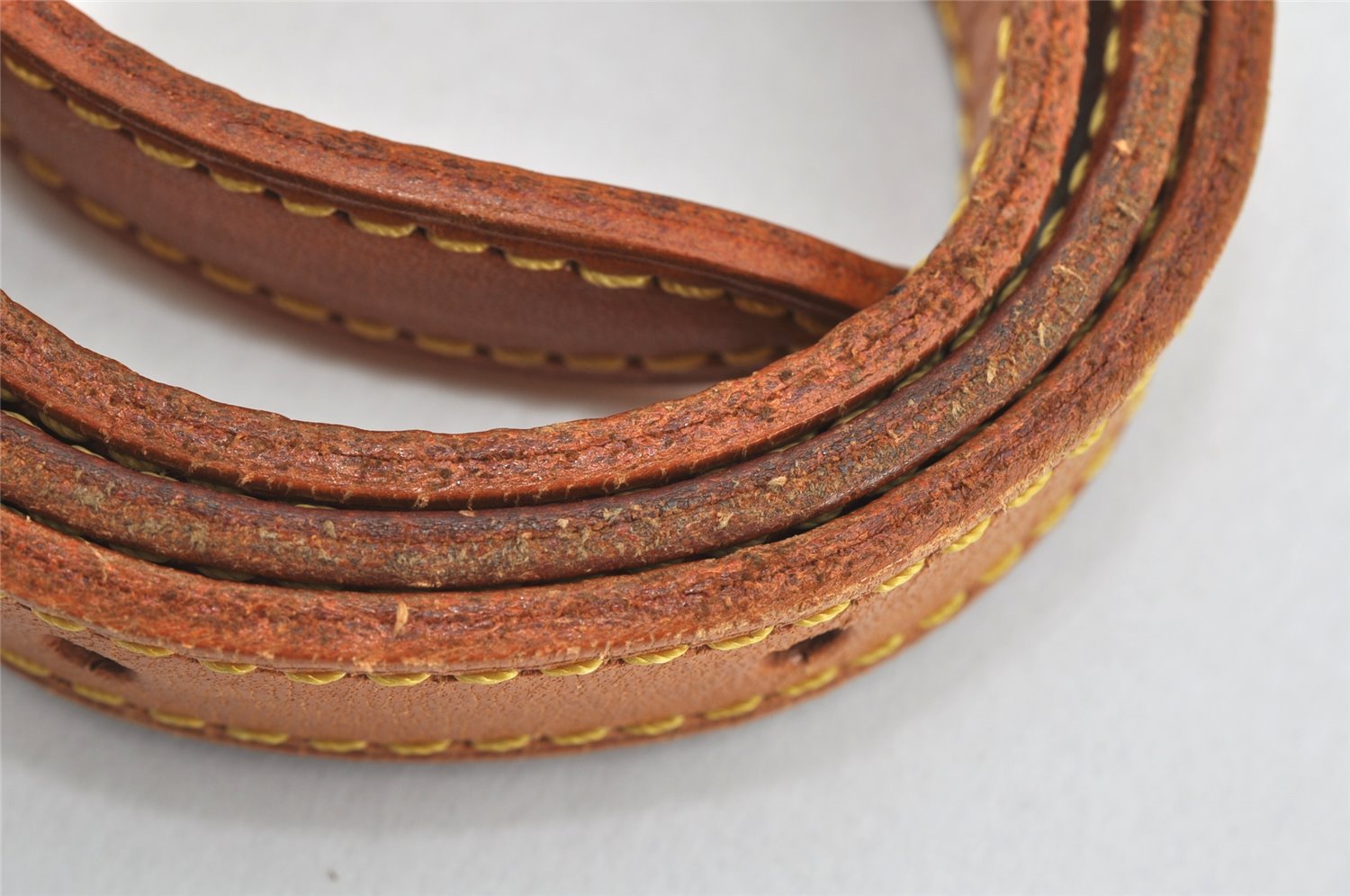 Authentic Louis Vuitton Leather Shoulder Strap For Bucket PM 27.6