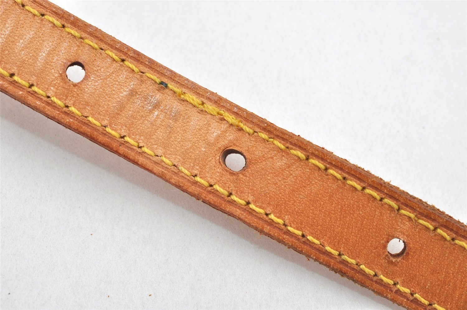 Authentic Louis Vuitton Leather Shoulder Strap For Bucket PM 27.6