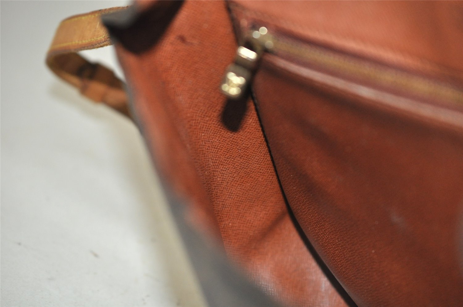 Authentic Louis Vuitton Monogram Saint Cloud GM M51242 Shoulder Cross Bag 3405J