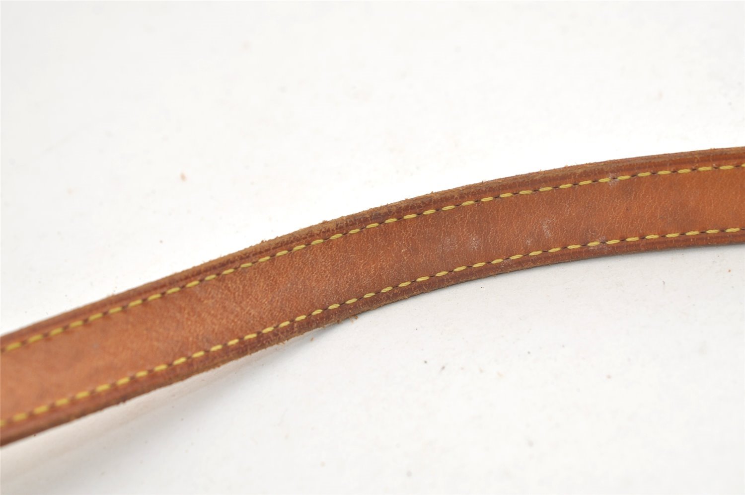 Authentic Louis Vuitton Leather Shoulder Strap For Bucket GM 31.9