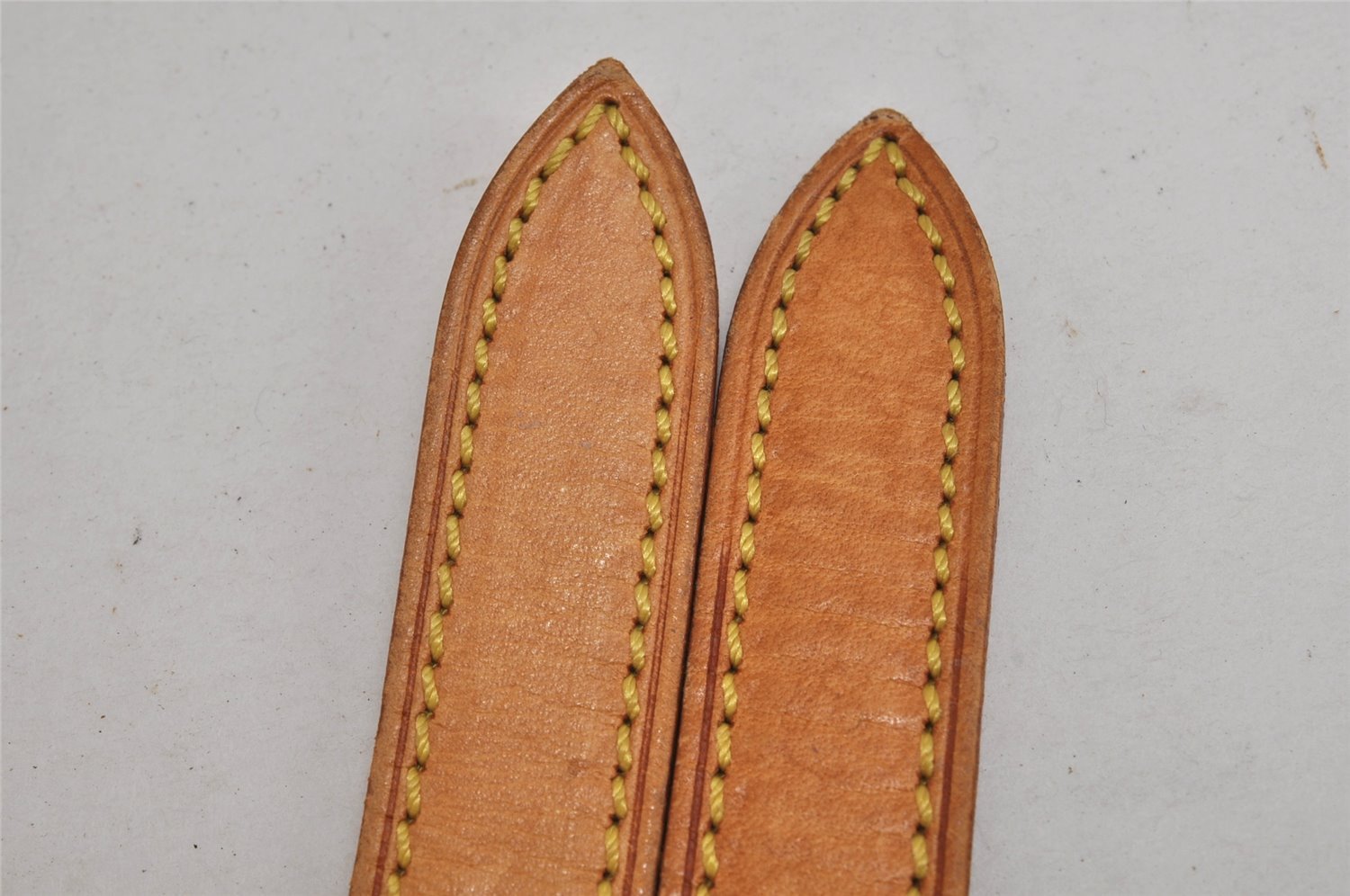 Authentic Louis Vuitton Leather Shoulder Strap For Bucket GM 31.9
