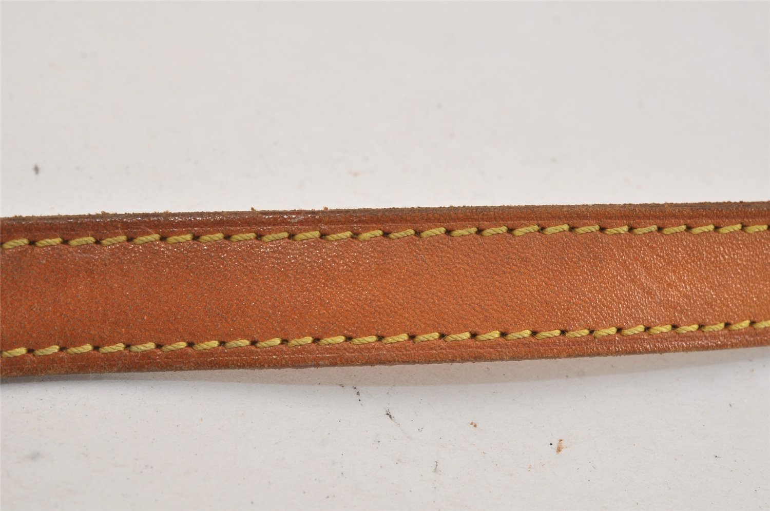 Authentic Louis Vuitton Leather Shoulder Strap For Bucket GM 31.9