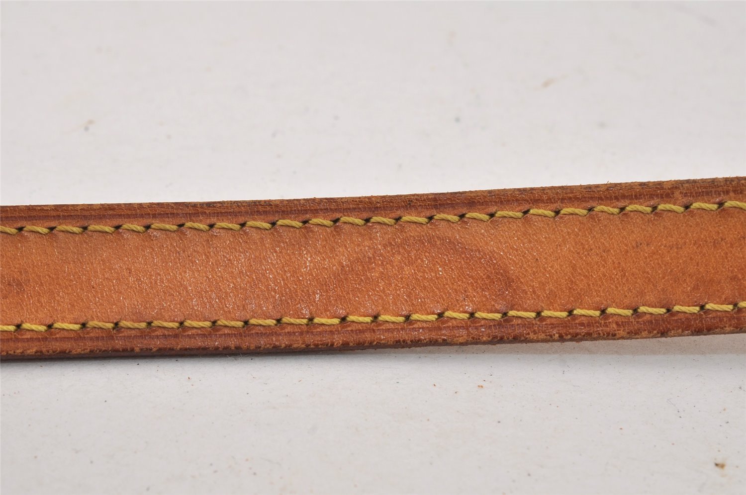 Authentic Louis Vuitton Leather Shoulder Strap For Bucket GM 31.9