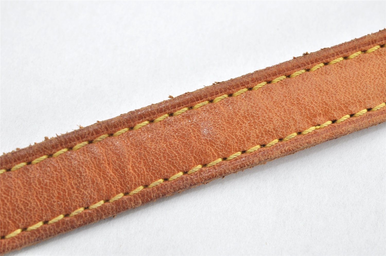 Authentic Louis Vuitton Leather Shoulder Strap For Bucket PM 27.6