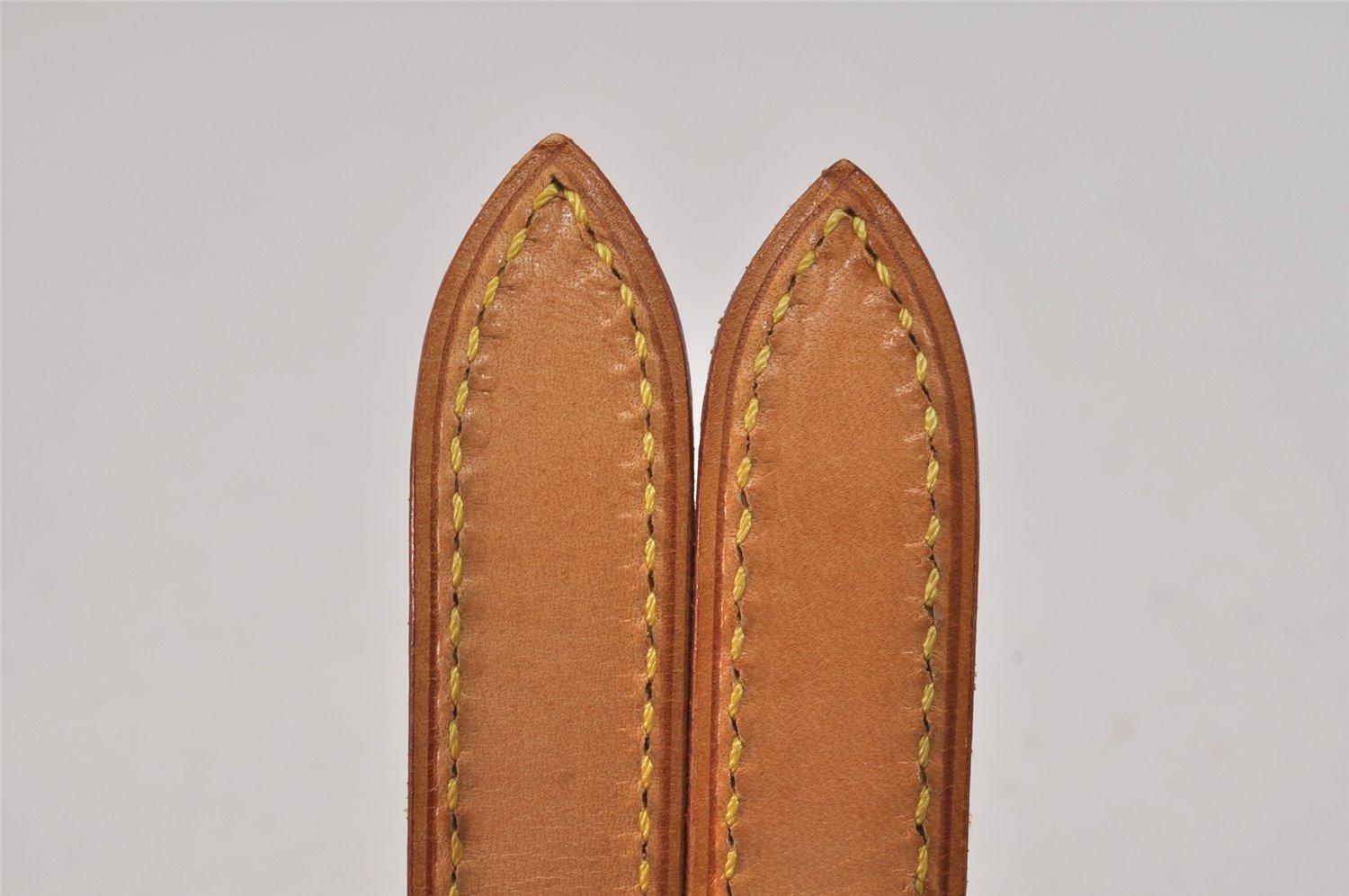 Authentic Louis Vuitton Leather Shoulder Strap For Bucket GM 31.9