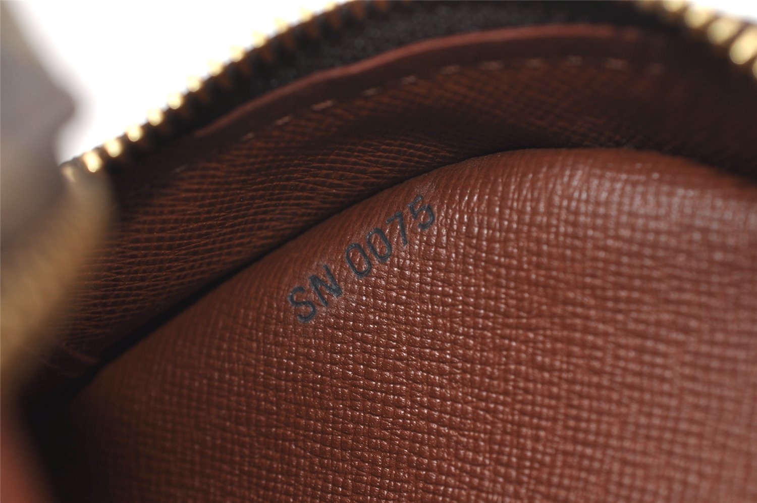 Authentic Louis Vuitton Monogram Blois Shoulder Cross Body Bag M51221 LV 3410J