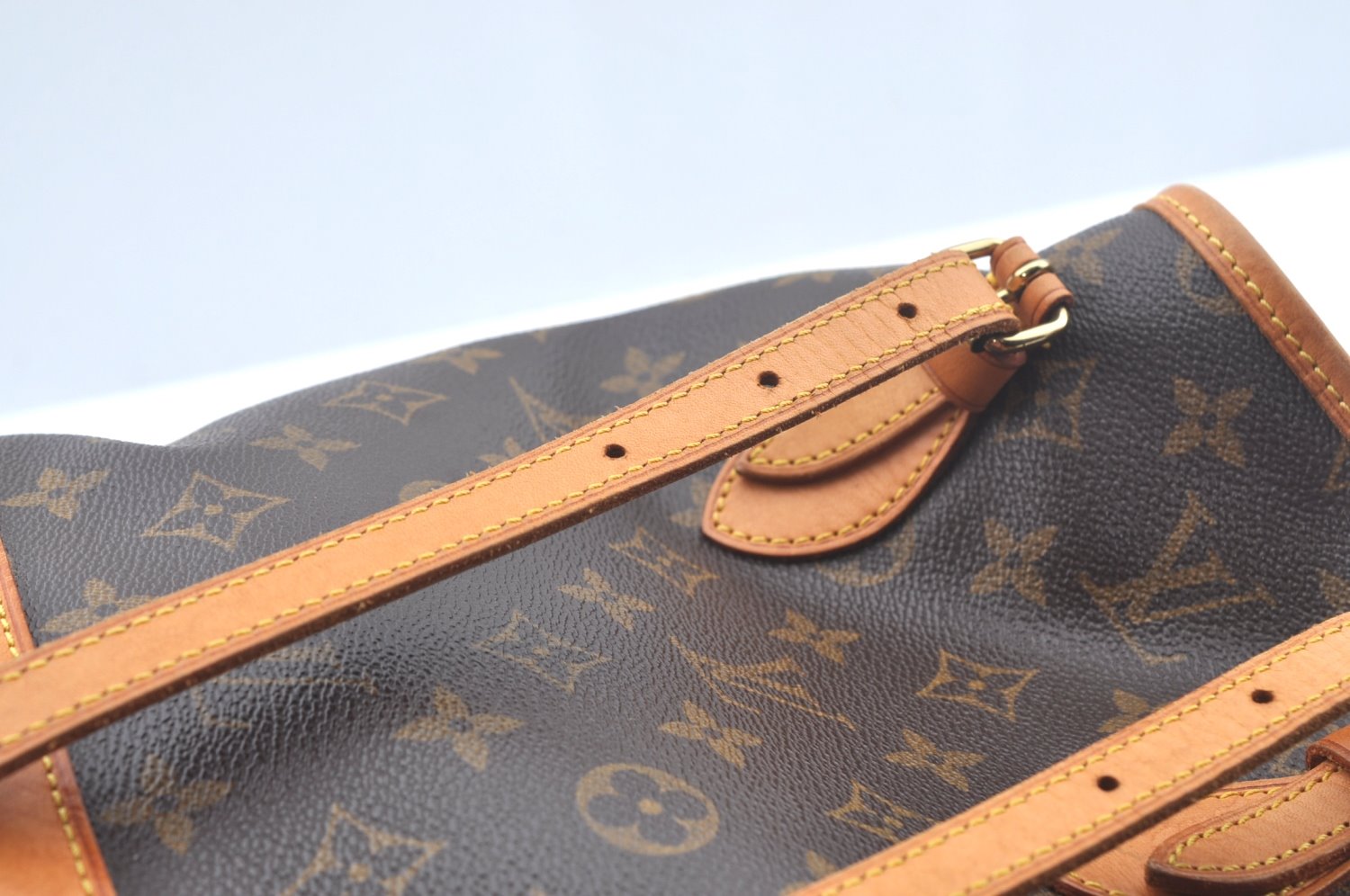 Authentic Louis Vuitton Monogram Bucket PM Shoulder Tote Bag M42238 LV 3412J