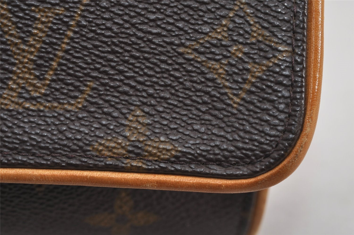 Authentic Louis Vuitton Monogram Pochette Twin PM Shoulder Bag M51854 LV 3417J